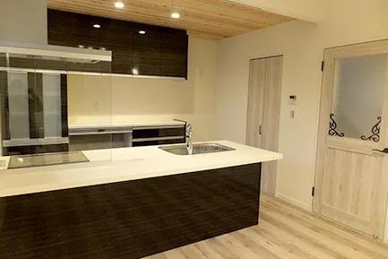 自然素材にこだわった ナチュラルモダン住宅